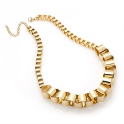 Necklace - Shiny gold colour chunky chain link necklace....