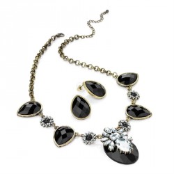 Necklace & Earring set - Burnished gold effect crystal...