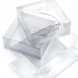 Transparent tiara display box.Twelve pieces per pack.   -...