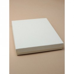 Gift Box - Size : 18x14x26cm Cream coloured gift box with...