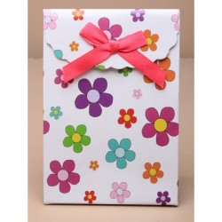 Gift Box - Size : H13xW9xD5cm Daisy Print gift box with...