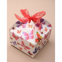 made up size 8x8x5cm.square butterfly print ribbon tied...