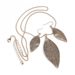 Necklace - Antique rose gold colour leaf design chain...