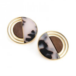 Earring - Gold colour wood and shell effect round...