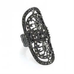 Ring - Hematite and black diamond colour oval elasticated...