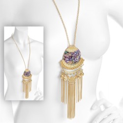 Necklace - Worn gold colour crystal shell effect large...