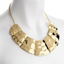 Necklace - Gold colour chain choker necklace. - (N30584)