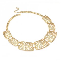 Necklace - Shiny gold colour chain choker necklace. -...