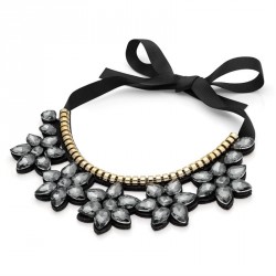 Necklace - Black diamond colour crystal flower design...